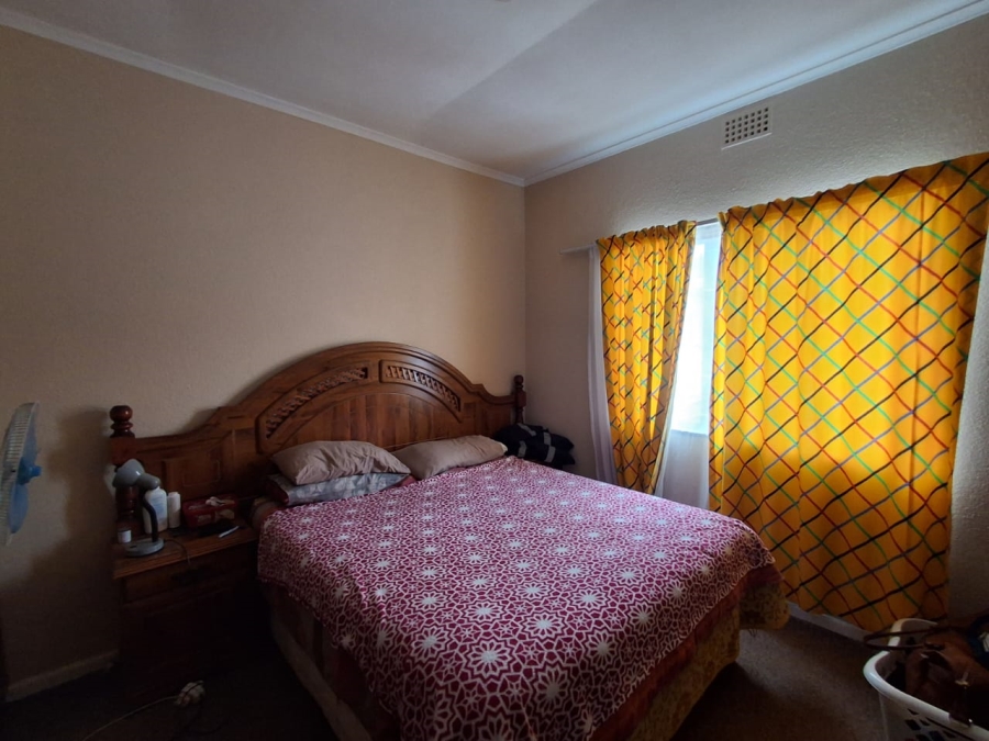 To Let 3 Bedroom Property for Rent in Churchill Estate Western Cape